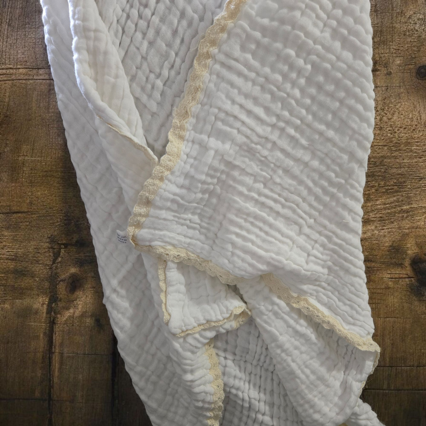 Cotton blankets with Lace Trim