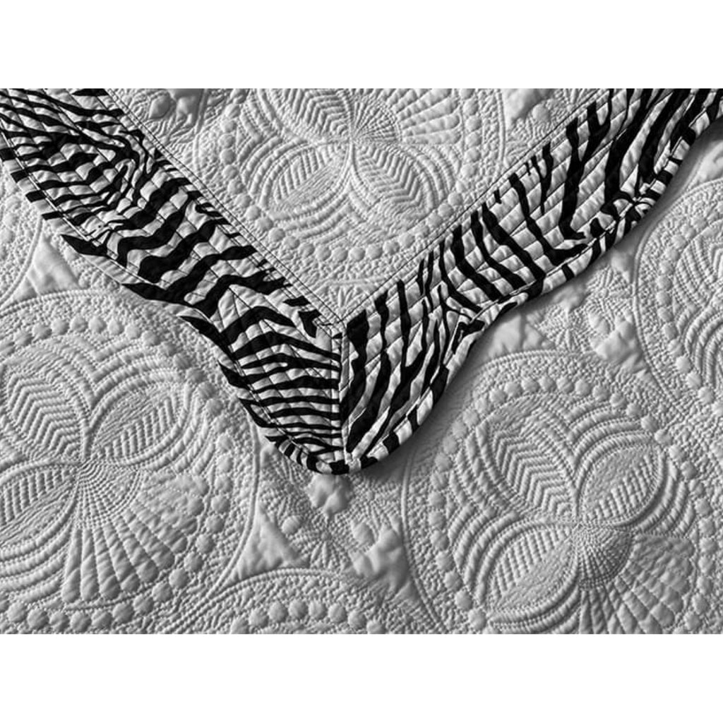 Heirloom Quilts 36x46 Pattern Trim