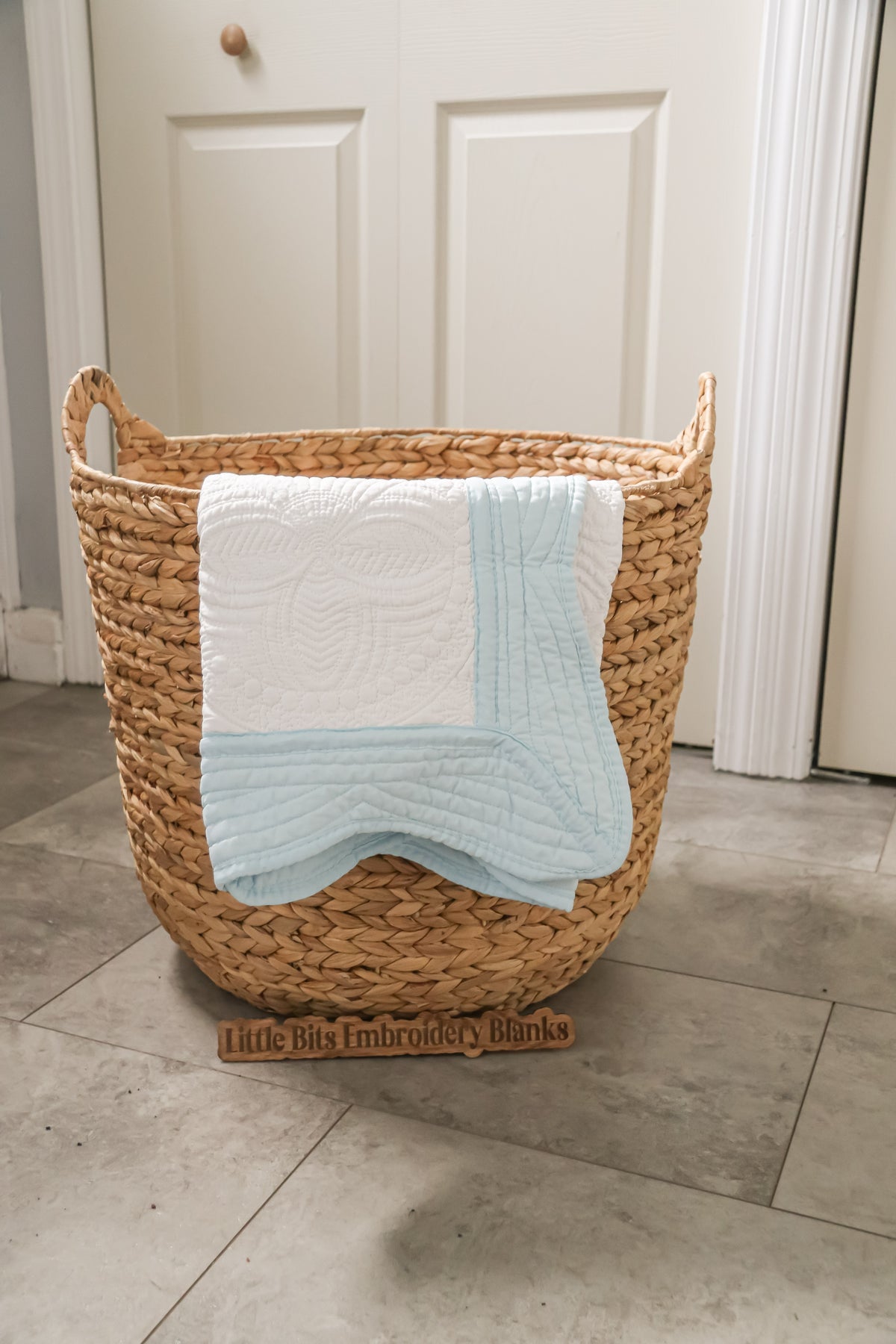 Heirloom Quilts 36x46 Solid Trim