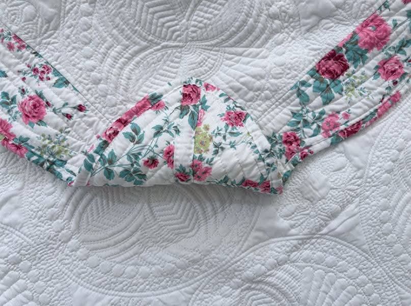 Heirloom Quilts 50x60