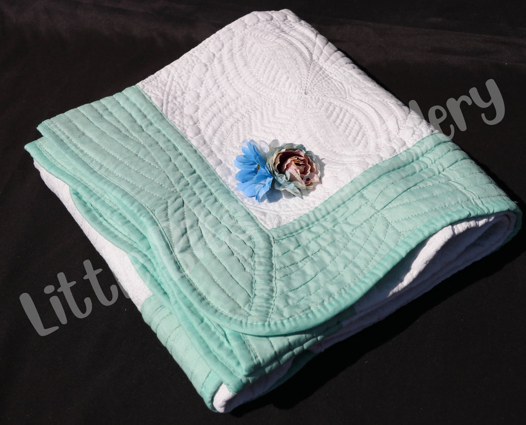 Heirloom Quilts 36x46 Solid Trim